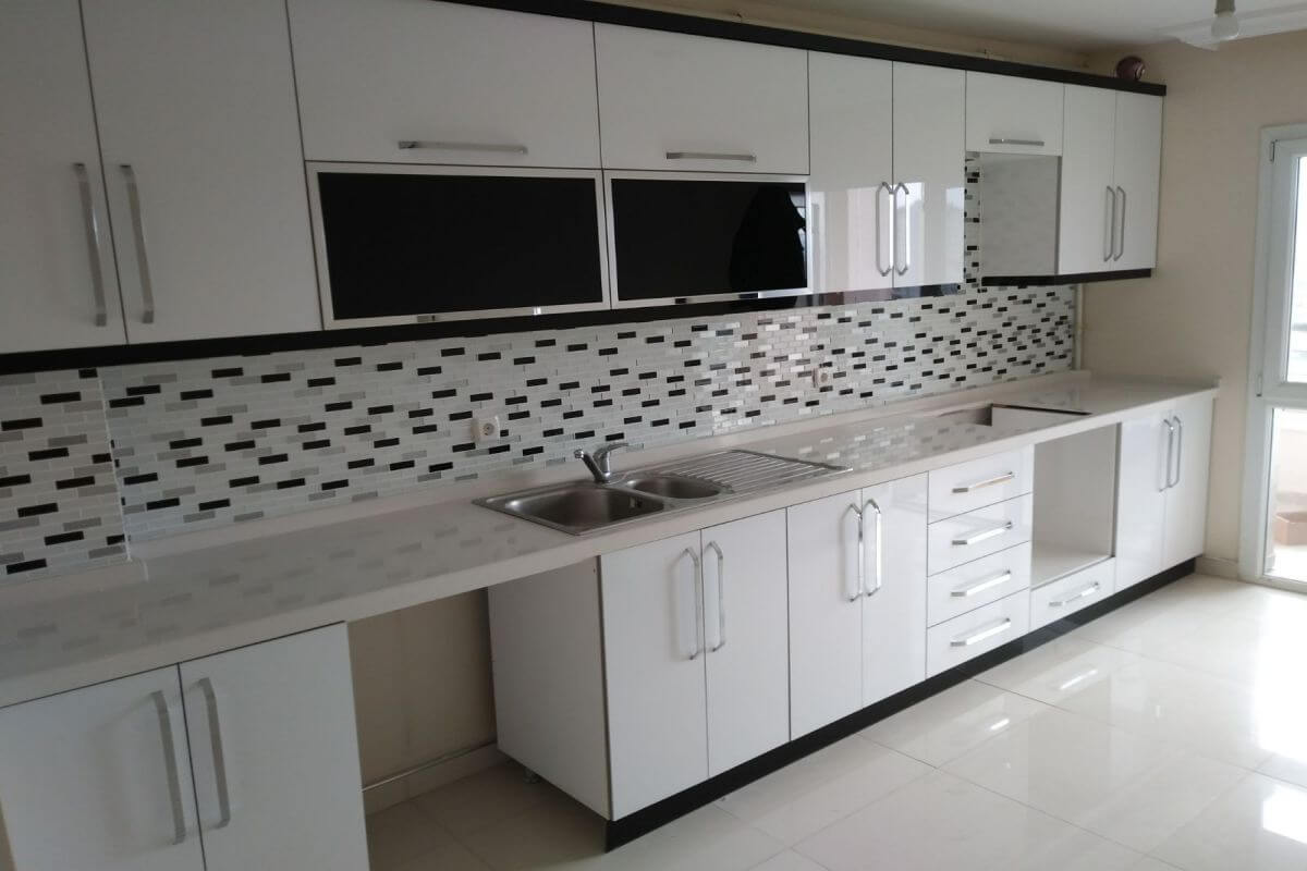 Silivri Lake Mebran Mutfak